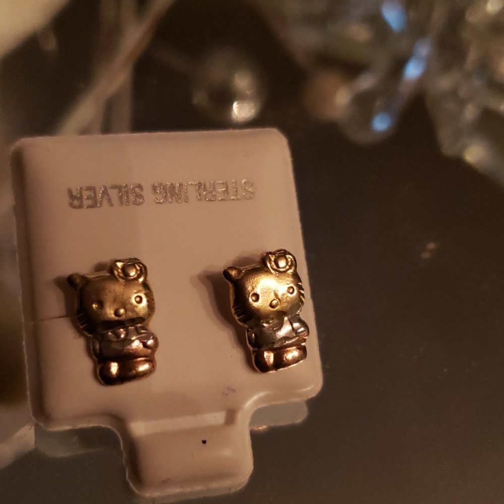 New earrings - Picture 2 of 2